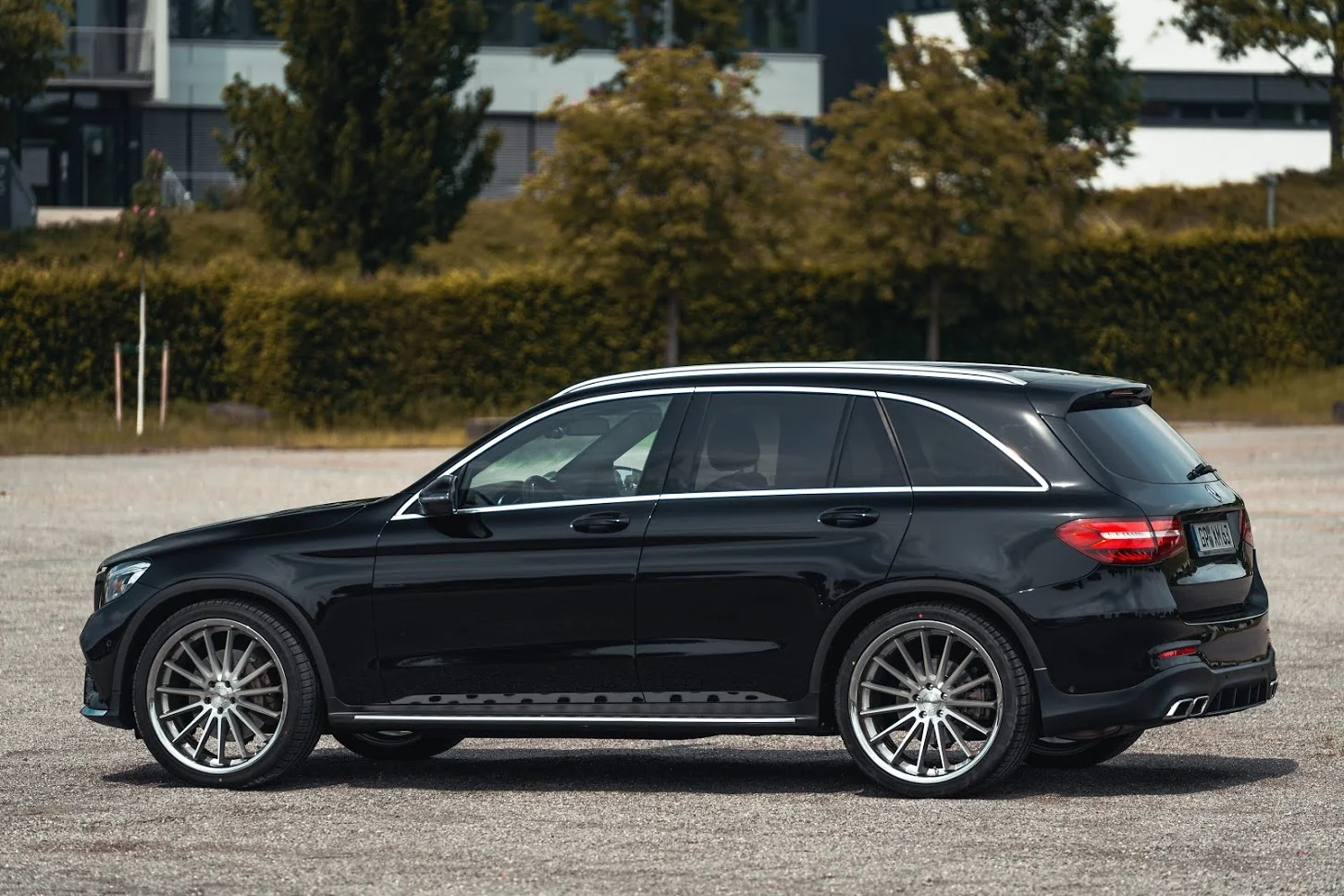 Mercedes GLC mit LA CHANTI LCP12 in 22 Zoll